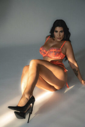 Sarah - European Call Girls in Kalkaji