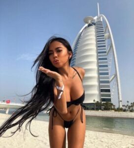 European Female Escorts in Karol Bagh